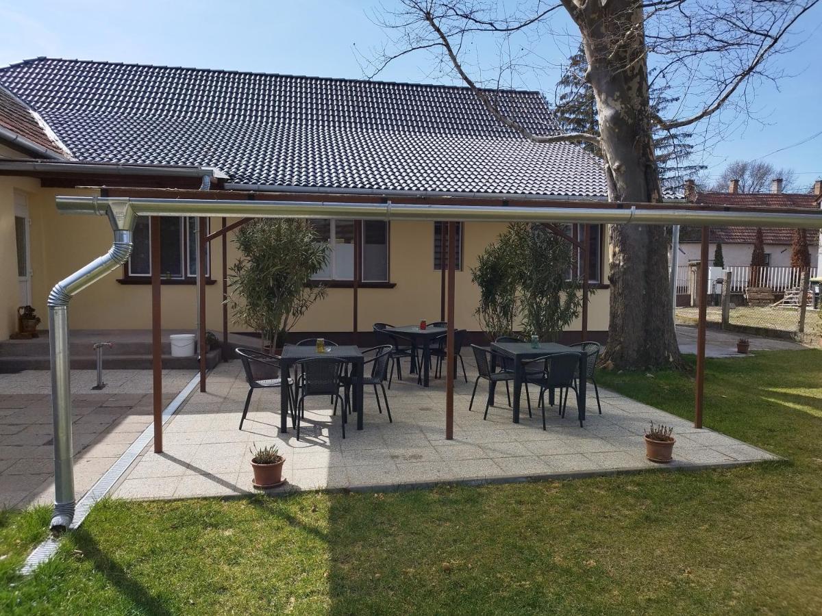 Tartos Szegfu Vendeghaz, Maganszallas Tazlar 외부 사진