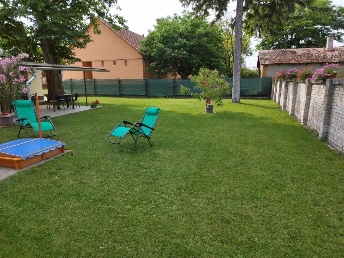 Tartos Szegfu Vendeghaz, Maganszallas Tazlar 외부 사진