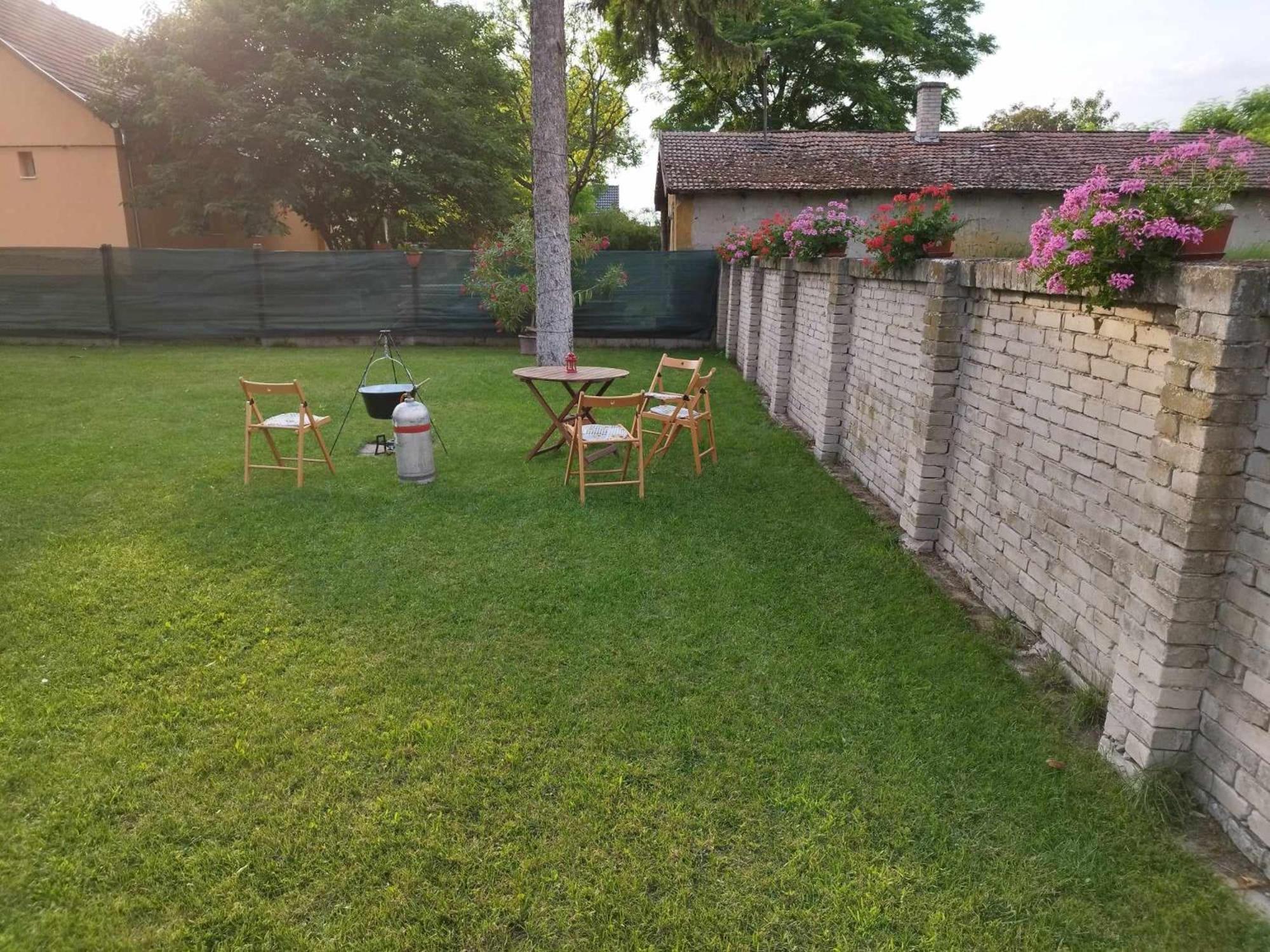 Tartos Szegfu Vendeghaz, Maganszallas Tazlar 외부 사진